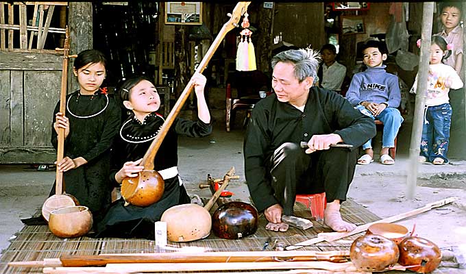 Bac Kan’s efforts to preserve Then singing
