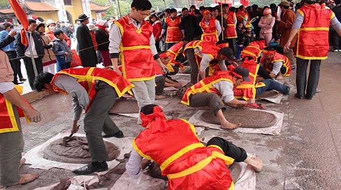 Hai Phong to hold mud banger folkgame festival