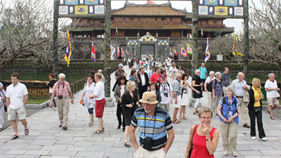 Over 82,000 visitors flock to Hue during Gold Tourism Month 