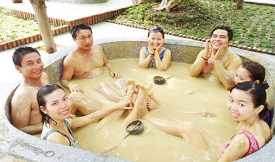 Khu du lịch Suối khoáng nóng Cam Ranh bắt đầu đón khách