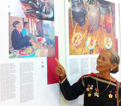 Photo exhibition about the Ede ethnic people in Dak Lak province opens