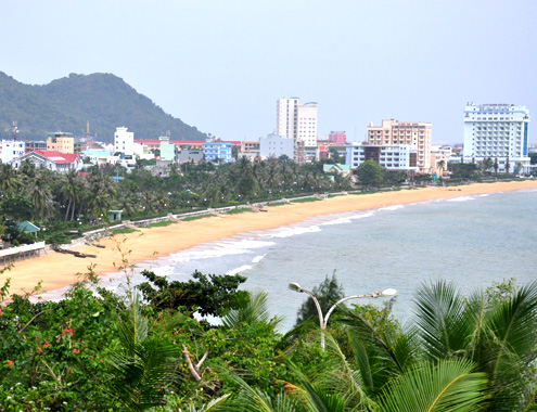 Bình Định tạo 'bãi biển sạch' để hút khách du lịch