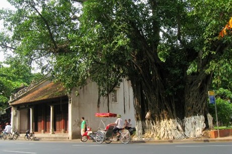 Ha Noi invests US$1 million to restore Ba Kieu Temple