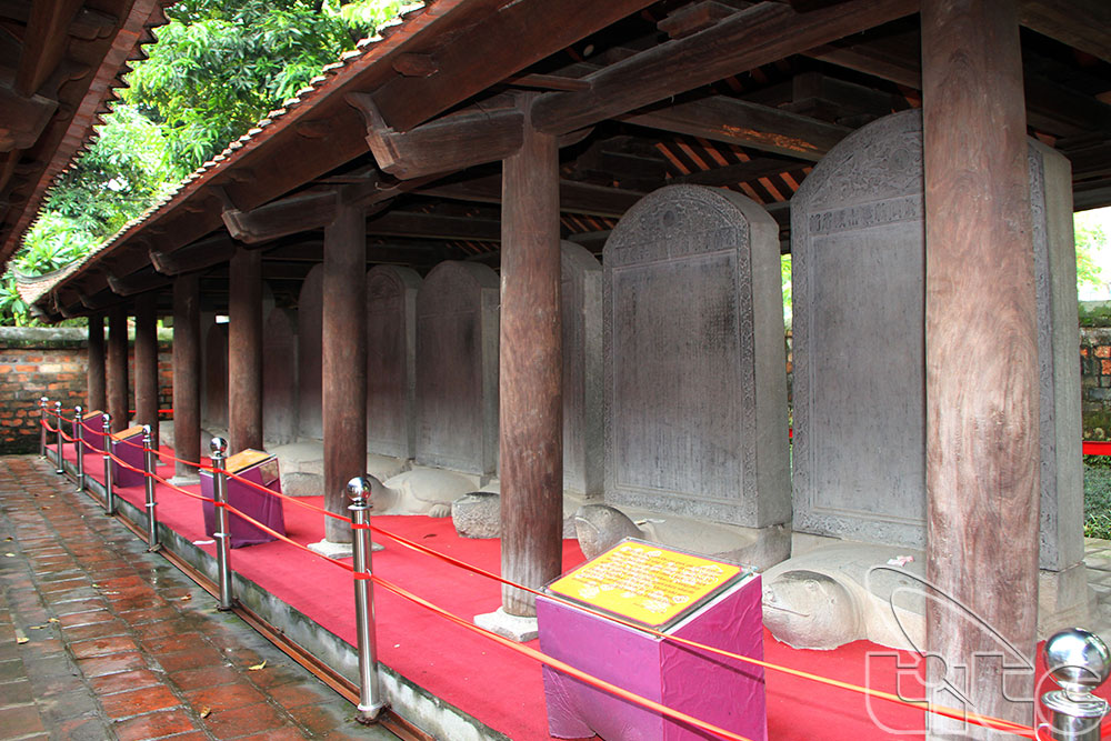 Ha Noi restores 82 doctoral steles at Temple of Literature