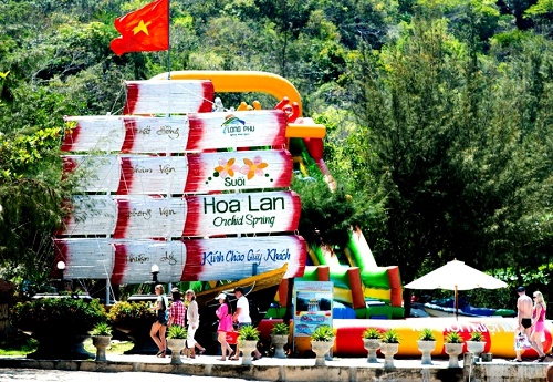 Nhiều chương trình vui xuân hấp dẫn tại Khu du lịch Suối Hoa Lan và đảo Khỉ - Nha Trang