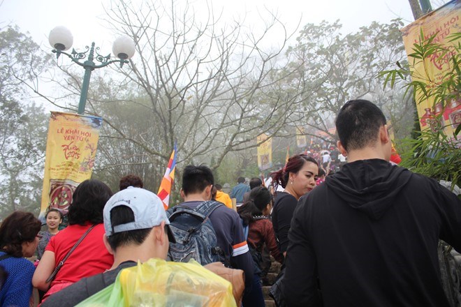 Quảng Ninh: Lần đầu thưởng ngoạn Yên Tử bằng khinh khí cầu