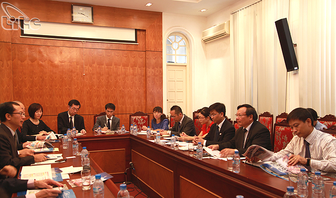 VNAT works with leader of Gifu Province (Japan)