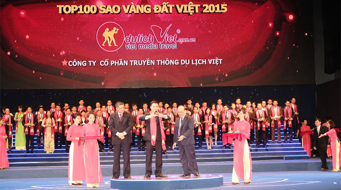 Công ty Cổ phần Truyền thông Du Lịch Việt vinh dự đạt giải thưởng top 100 sao vàng đất Việt 2015