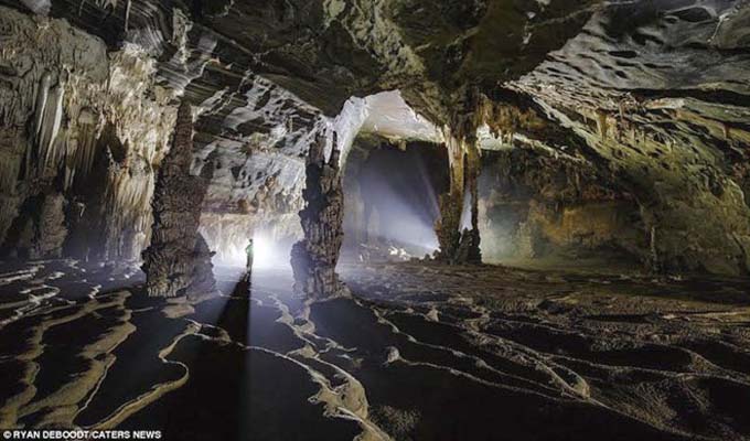 Ngỡ ngàng với hang động mới phát hiện tại Phong Nha - Kẻ Bàng