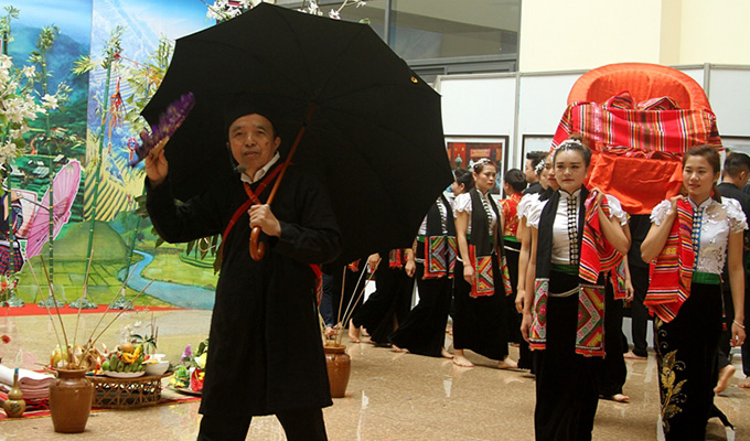 Lễ hội Hoa ban của người Thái