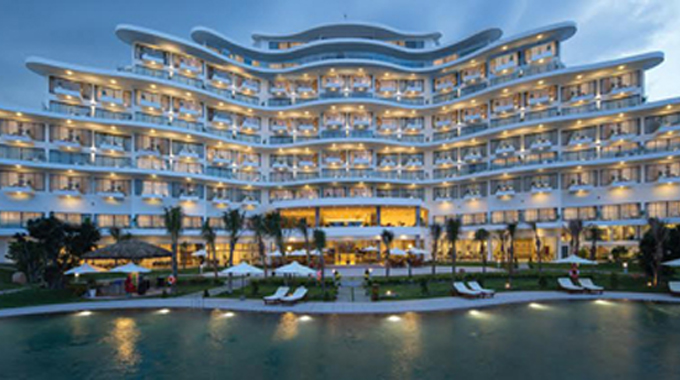 First 5-star resort opens in Cam Ranh bay
