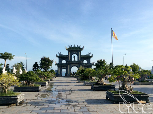 越南最高的观世音菩萨佛像之处
