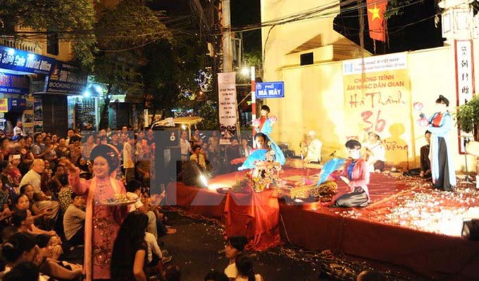 Hà Nội tổ chức nhiều hoạt động văn hóa quanh khu vực hồ Hoàn Kiếm