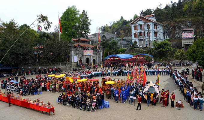 Lào Cai: Sắp diễn ra Lễ hội truyền thống đền Bảo Hà 2016