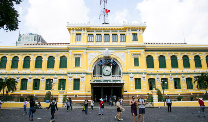 Sai Gon Central Post Office - unique architectural complex in Ho Chi Minh City