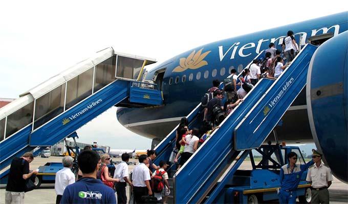 Vietnamese airports serve nearly 80 million passengers in nine months