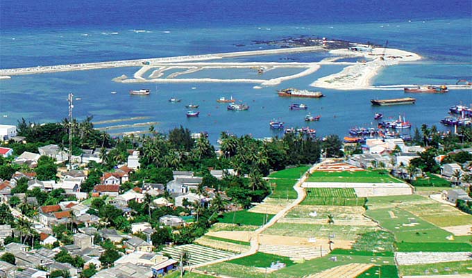 Quang Ngai recognizes Ly Son island district as provincial tourist area