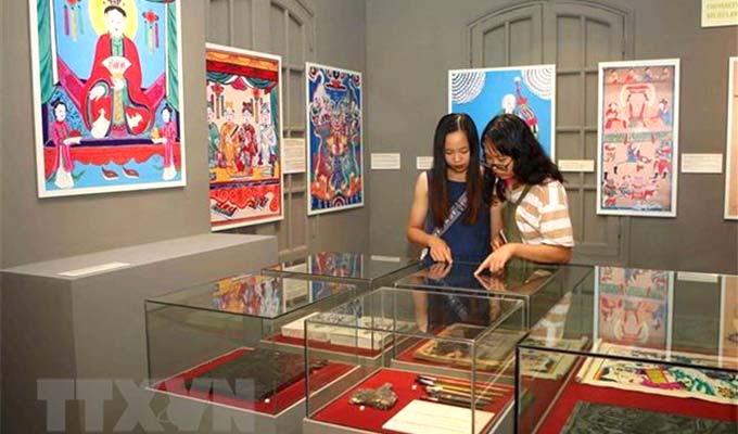Exhibition on folk paintings opens at Temple of Literature