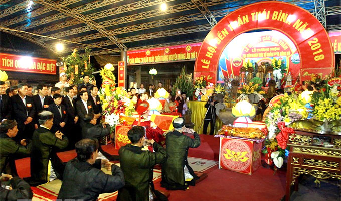 Visitors flock to Tran Temple Festival in Thai Binh province