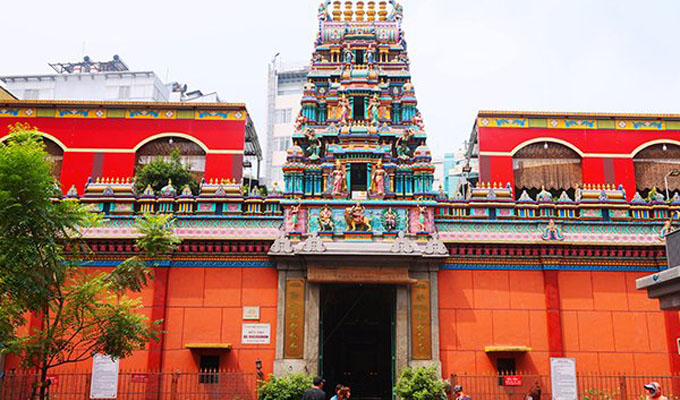 A century-old Hindu temple in Sai Gon