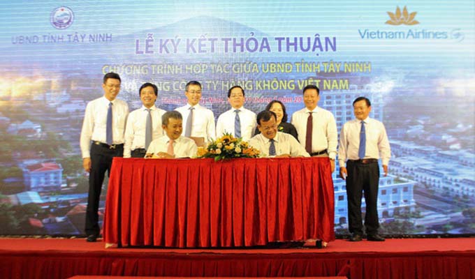 Tây Ninh hợp tác với Vietnam Airlines quảng bá thương hiệu điểm đến du lịch
