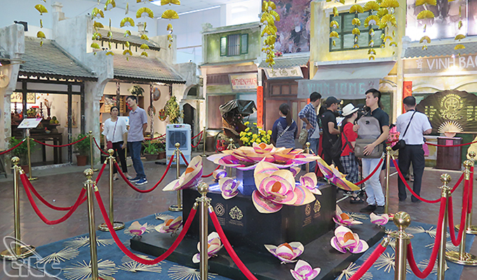 Nhiều hoạt động hấp dẫn dịp Tết Đoan Ngọ và Quốc tế Thiếu nhi 1/6 tại Hoàng thành Thăng Long