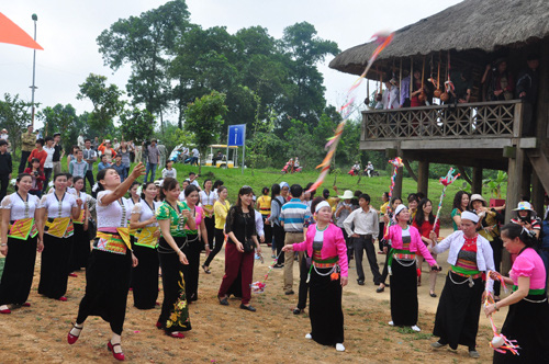 Hòa Bình: Phát triển du lịch cộng đồng gắn với xây dựng nông thôn