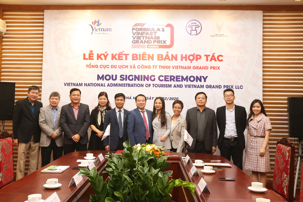 Tổng cục Du lịch và Vietnam Grand Prix ký kết hợp tác quảng bá du lịch gắn với giải đua xe Formula 1 