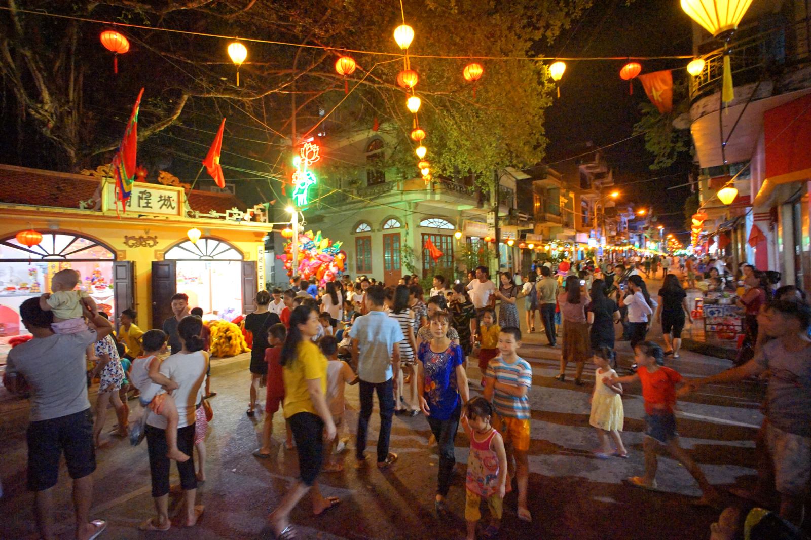 Kinh tế về đêm – “Mỏ vàng” của ngành Du lịch Việt Nam, Kỳ 2