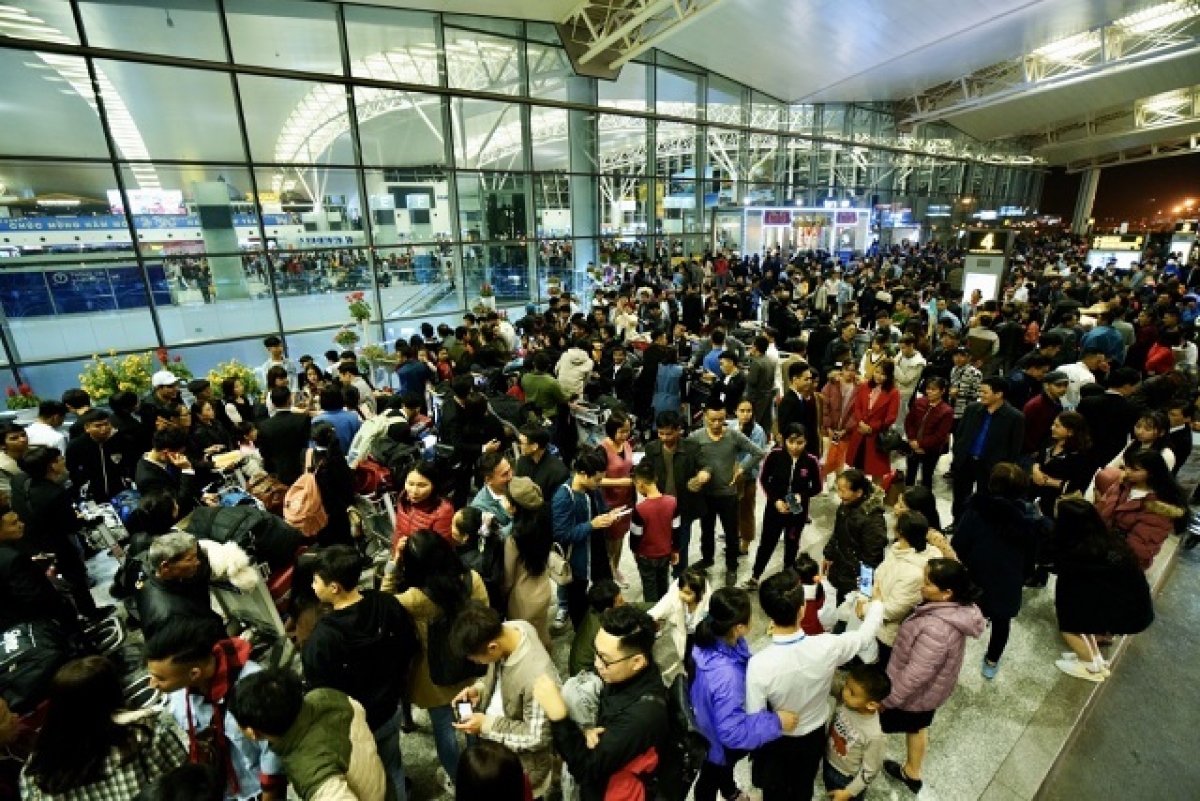 Airlines offer ticket sales for coming New Year holidays