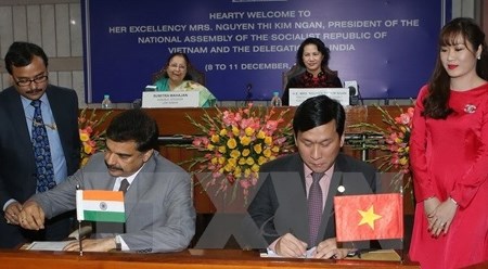 越捷航空公司与印度航空公司签署合作协议