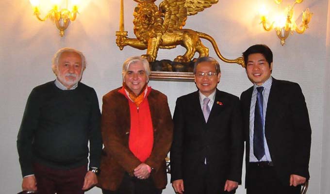 意大利威尼斯市优先与越南加强文化和旅游领域的合作