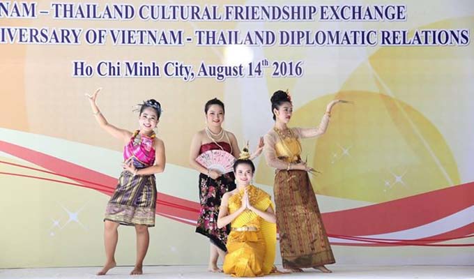 越泰友好文化交流活动在胡志明市举行