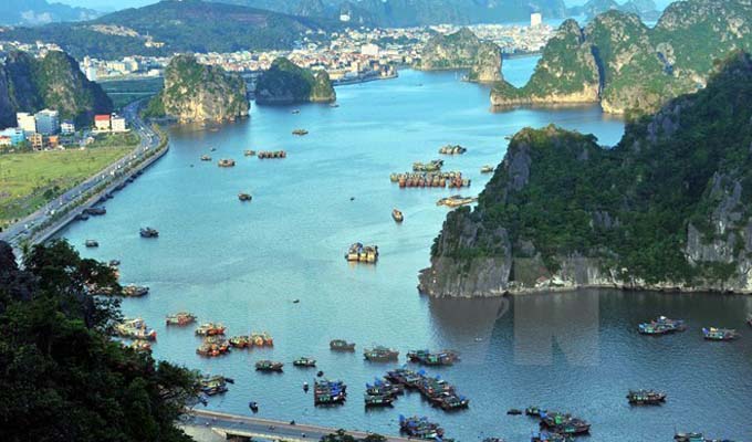 越南下龙湾被列入亚洲最令人印象深刻的遗产名录