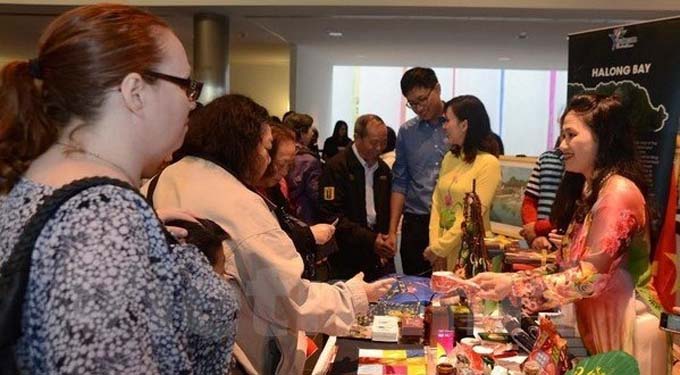 越南参加在美国纽约举行的亚太遗产月活动
