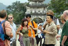 Vietnam struggles to hit tourism target