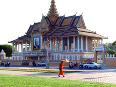 Vietnamese culture festival kicks off in Cambodia