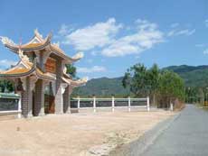 Dinh Mountain - tranquil Buddhist hideaway