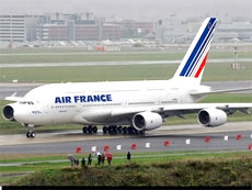 Air France to resume HCM City-Paris air route  