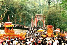Preparations for Hung Kings Temple Festival complete
