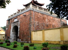 UNESCO leader to consider Thang Long Citadel 