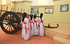 Colorful cultural activities in Cham Cultural Exhibition Center