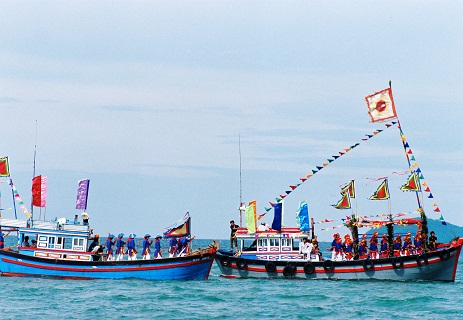 Fish praying festival opens in Thua Thien-Hue