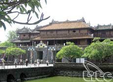 Hue relic complex serves 1.6 million visitors in ten months