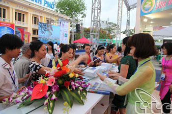 Red River Delta - Hai Phong Tourism Fair 2013 closes