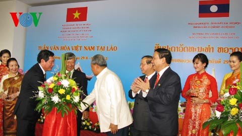Vietnam Culture Week begins in Laos
