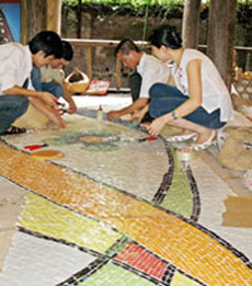 Hợp tác giữa hai dự án tranh gốm Việt Nam và Argentina