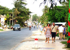 Bình Thuận bàn biện pháp thu hút du khách