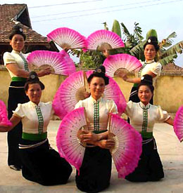 Tìm hiểu văn hóa dân tộc Thái ở bản Che Căn
