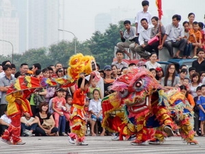 Tưng bừng, đẹp mắt lễ hội múa rồng Hà Nội 2012